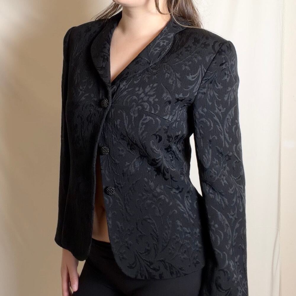 Baroque fitted black blazer